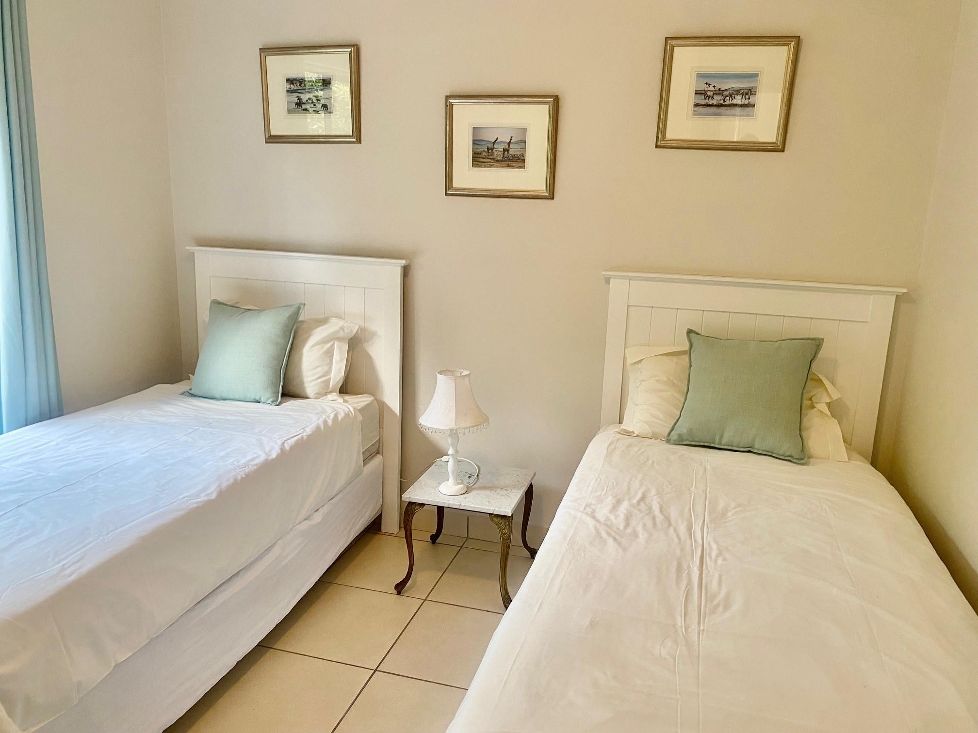 2 Bedroom Property for Sale in Goose Valley Western Cape